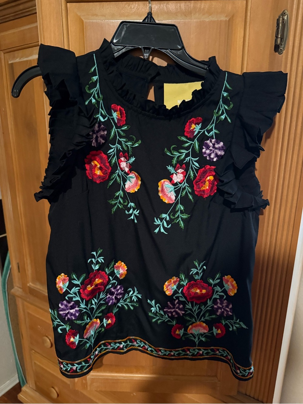 Maeve Black Floral Embroidered Ruffle-Shoulder Camisole